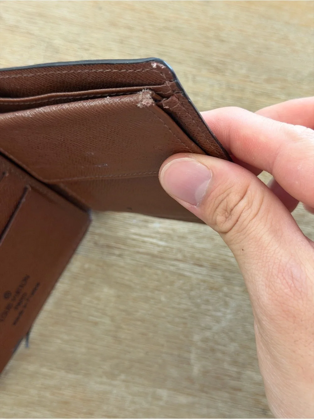 Louis Vuitton Men’s Monogram Canvas Bifold Wallet